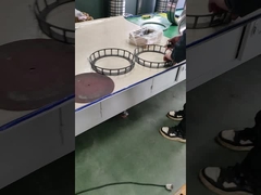 Se están instalando rodamientos de rodillos esféricos