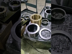 La fábrica vende una gran cantidad de rodamientos de bolas de empuje, en stock en stock